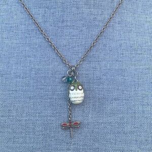 Owl Green & White Pendant Necklace with Red Dragonfly & Beaded Charms. EUC!
